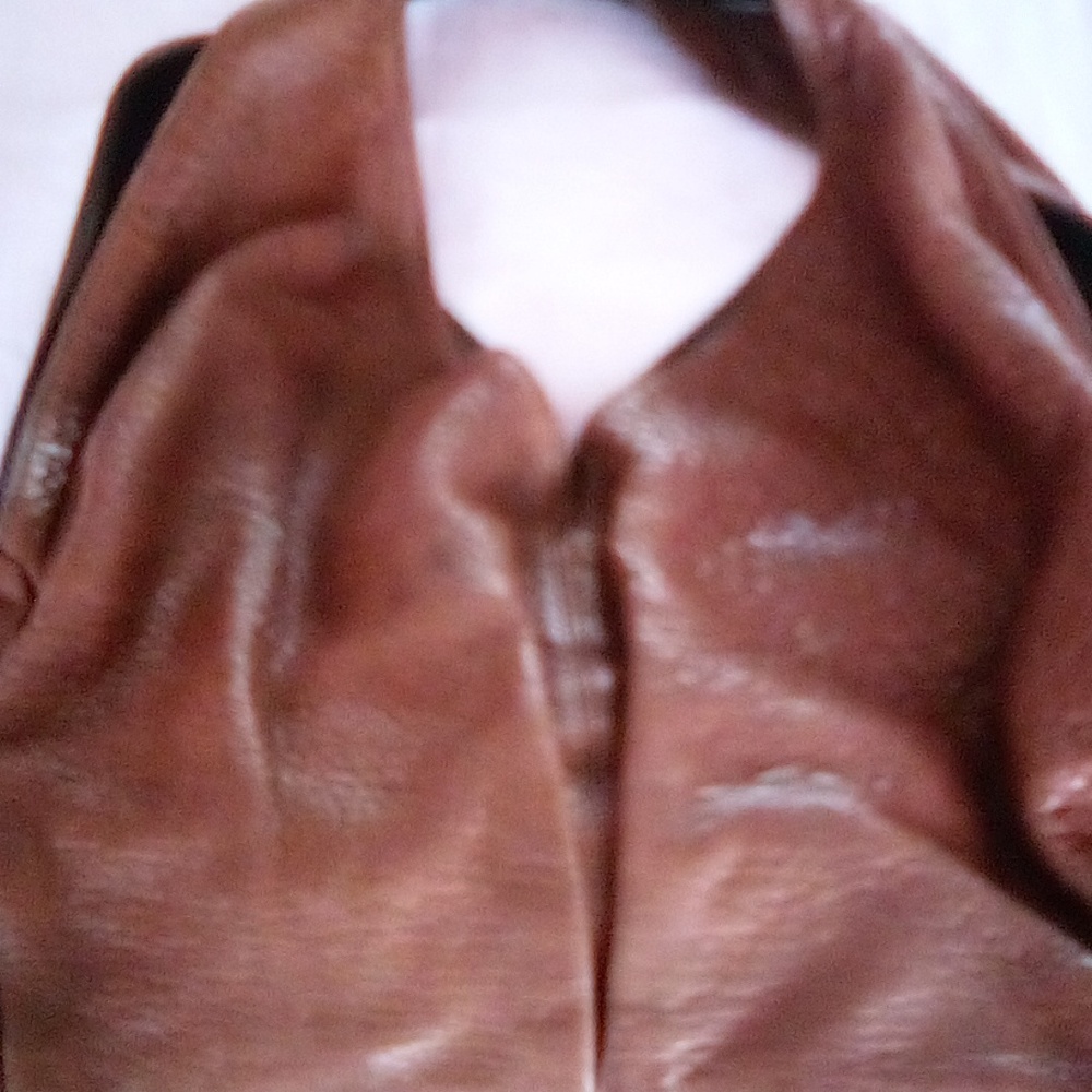 LEATHER HANDBAG - Picture 2 of 7